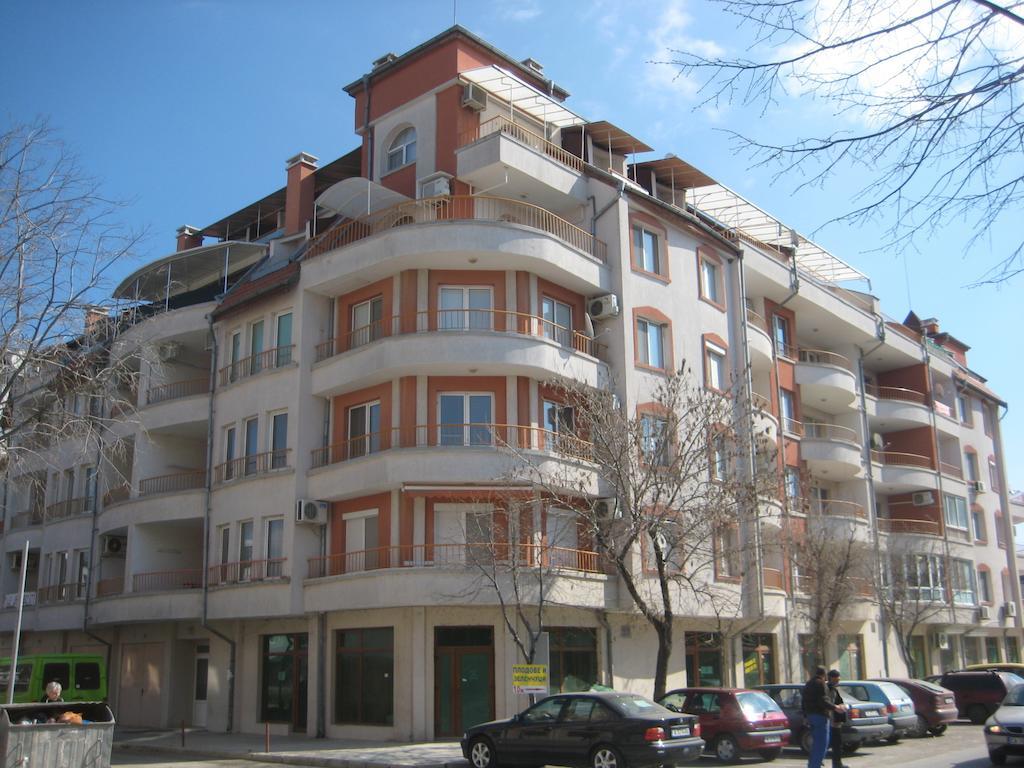 Tashevi Apartments Pomorie Buitenkant foto